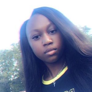 Meet your Posher, Talia